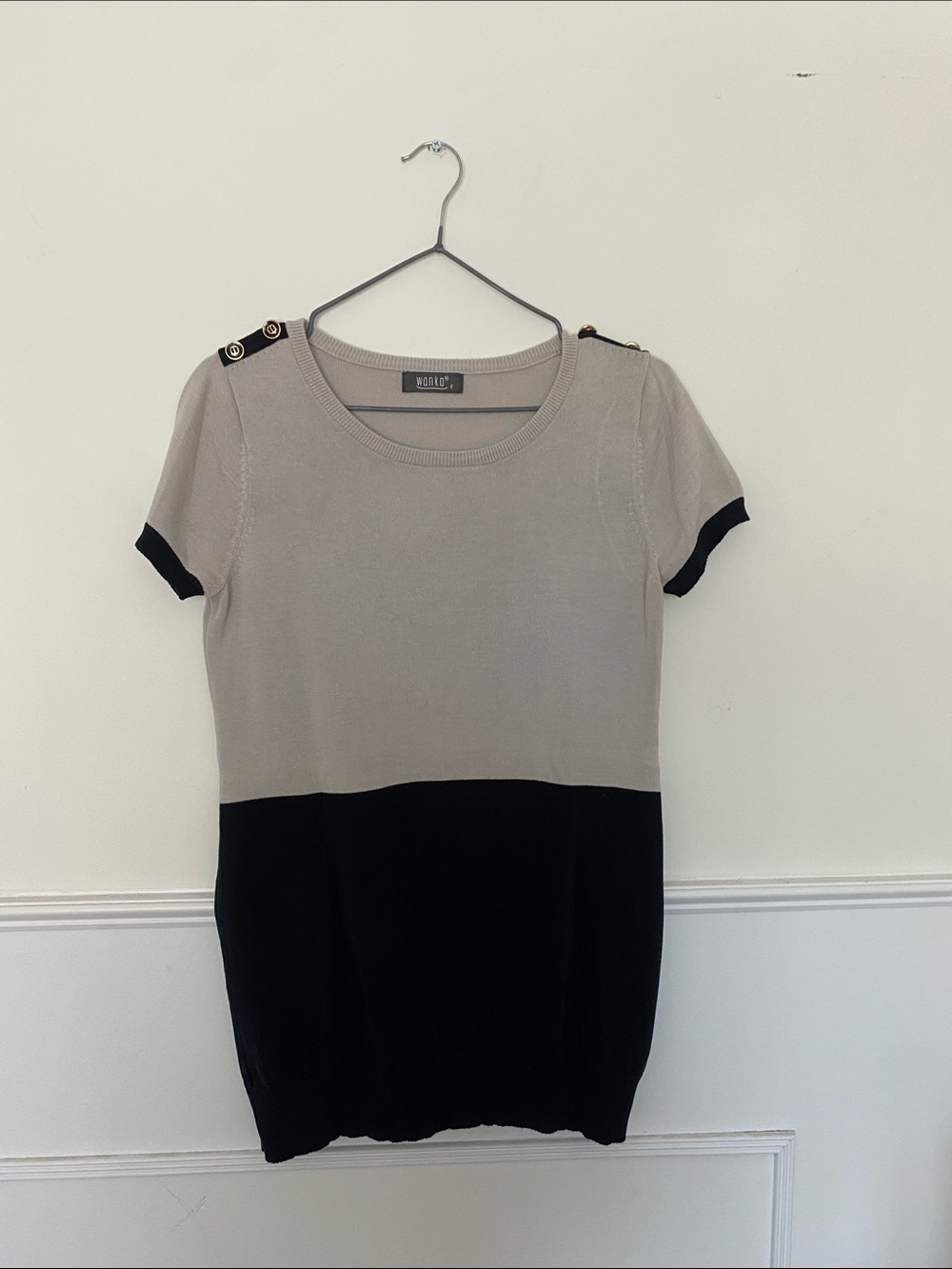 Two-Tone Short Sleeve Knit Top with Button Shoulder Detail - Taupe and Black